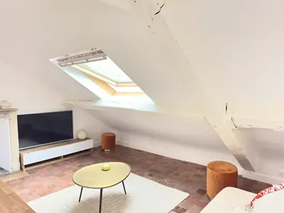 Télévision ou salle de divertissement dans l'établissement Penbed - Place Vendome - 1BR