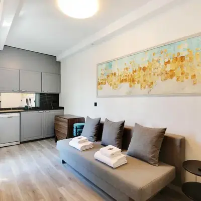 Amazing 2BD 6P apt with A C - Bastille
