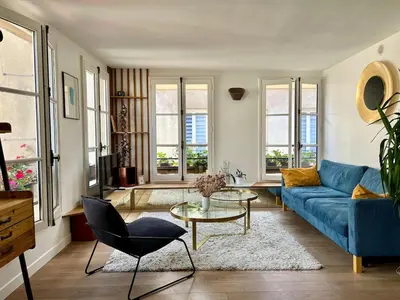 Coin salon dans l'établissement Elegant apartment in Montorgueil