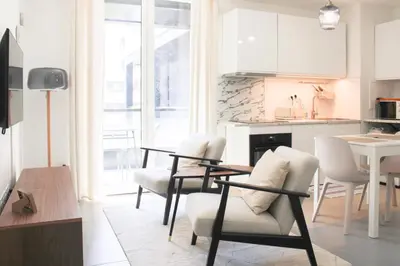 Cuisine ou kitchenette dans l'établissement Appartement lumineux à Asnières-sur-Seine