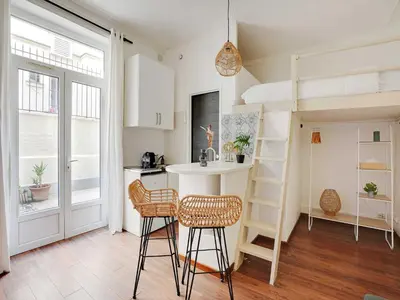 Cuisine ou kitchenette dans l'établissement Charming Studio 1BR-2P - Batignolles