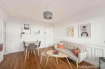 Coin salon dans l'établissement Charming 2-Bedroom Apartment in Paris 5