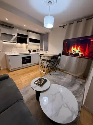 Cuisine ou kitchenette dans l'établissement Appartement Montparnasse chic&moderne