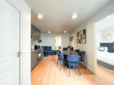 Coin salon dans l'établissement UrbanFlat 03 - 4 Bedroom Apartment in Center of Paris