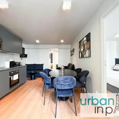 UrbanFlat 03 - 4 Bedroom Apartment in Center of Paris