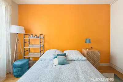 Un ou plusieurs lits dans un hébergement de l'établissement Charming 45m two-bedroom apartment in Paris 15
