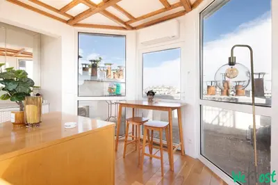 Cuisine ou kitchenette dans l'établissement Raspail 6 - LB - Studio with Eiffel Tower view in heart of 7e arrondissement