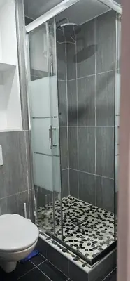 Salle de bains dans l'établissement Le calme ensoleillé