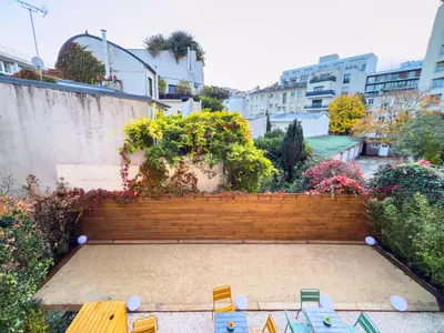 Jardin de l'établissement ARK Hôtel Paris Boulogne