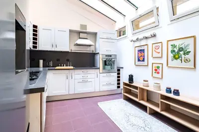 Cuisine ou kitchenette dans l'établissement 6 Guests Flat in heart of Paris - Pompidou