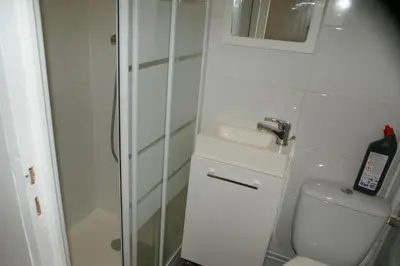 Salle de bains dans l'établissement Appartement au coeur de Paris - Proche du Metro
