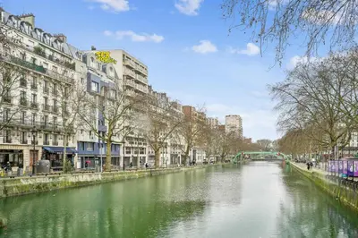 Vue sur la rivière ou le fleuve situé(e) à proximité de l'appartement