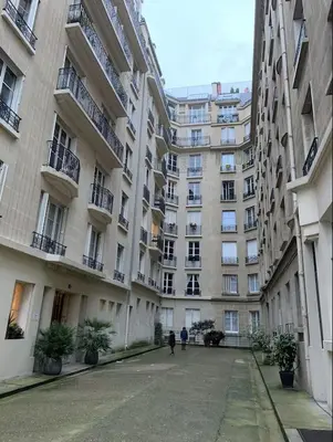 Plan de l'établissement BAIL MOBILITE - Appt 2 pièces proche porte maillot