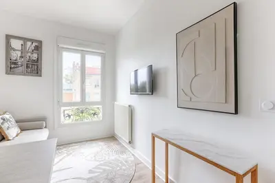 Télévision ou salle de divertissement dans l'établissement Mykeypers- Design & Cosy Apartment 2P - Malakoff 25