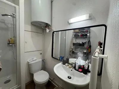 Salle de bains dans l'établissement Shared Appart for 2 male traveler under 30s