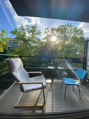 Balcon ou terrasse dans l'établissement Sur le CANAL