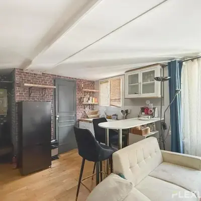Charming 22m Studio in Paris 11