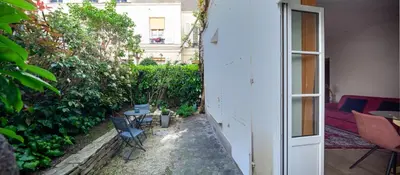 Jardin de l'établissement Paris 5 Panthéon Rue de Quatrefages 2 pièces