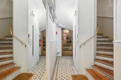 Plan de l'établissement Elegant bright studio in prestigious 7th arrondissement