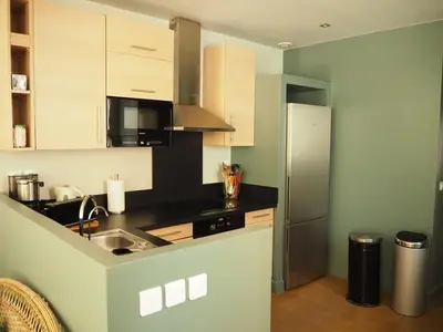 Cuisine ou kitchenette dans l'établissement Quiet family apartment on private garden 7pers - Paris Rolland Garros