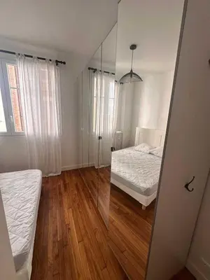 Un ou plusieurs lits dans un hébergement de l'établissement Beautiful Apt 3BR-6P-Paris 17th-Arc de Triomphe