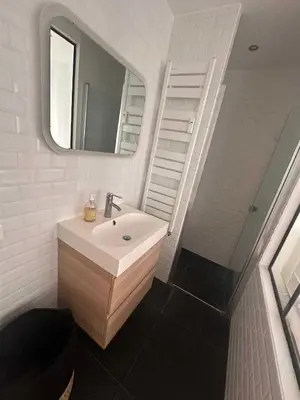 Salle de bains dans l'établissement Beautiful Apt 3BR-6P-Paris 17th-Arc de Triomphe