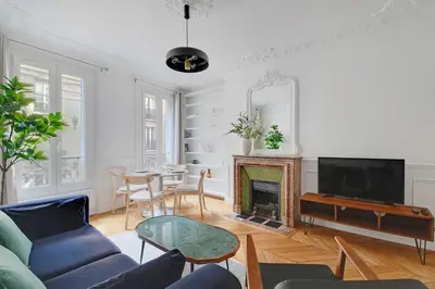 Coin salon dans l'établissement Elegant apartment - 2BR-4P - Pantheon