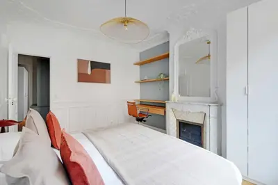 Un ou plusieurs lits dans un hébergement de l'établissement Elegant apartment - 2BR-4P - Pantheon