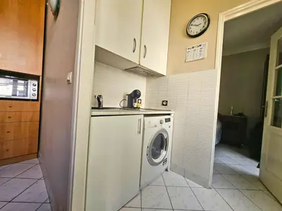 Cuisine ou kitchenette dans l'établissement Le Jardin Edgar Malakoff