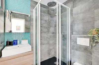 Salle de bains dans l'établissement Charming studio - 2P - Montmartre