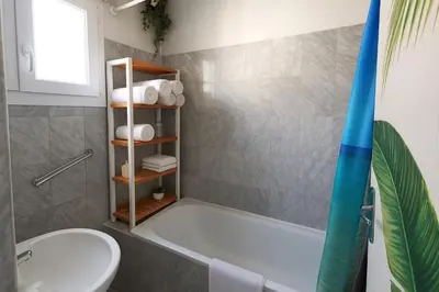 Salle de bains dans l'établissement Etoile de montmartre