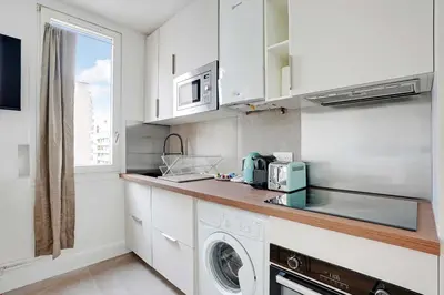 Cuisine ou kitchenette dans l'établissement Parisian charm -1BR-3P - Paris 15