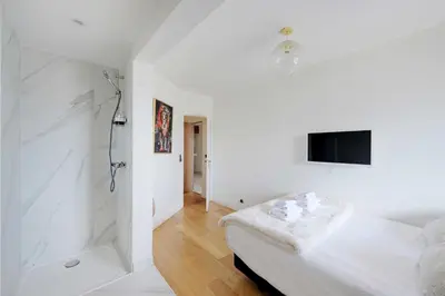 Un ou plusieurs lits dans un hébergement de l'établissement New apartment - 3BR-6P - Neuilly-sur-Seine