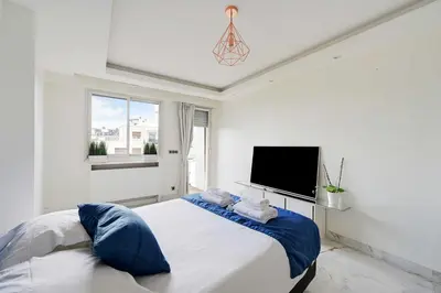 Un ou plusieurs lits dans un hébergement de l'établissement New apartment - 3BR-6P - Neuilly-sur-Seine