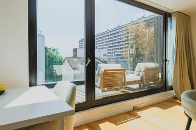 Coin salon dans l'établissement Magnificent apartment -2BR-6P- Belleville