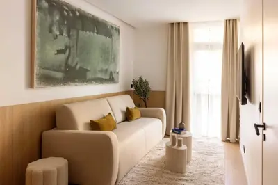 Coin salon dans l'établissement Magnificent flat- AC -1BR- 4P-Place de la Nation