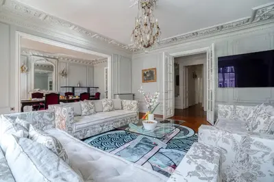 Coin salon dans l'établissement 213 m2 Prestige Eiffel Signature