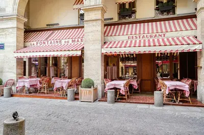 Restaurant ou autre lieu de restauration dans l'établissement 213 m2 Prestige Eiffel Signature