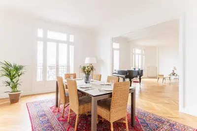 Coin salon dans l'établissement Exceptional apartment - 3BR-7P- Auteuil