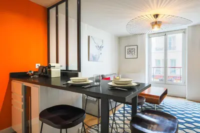 Coin salon dans l'établissement Charming apartment- 1BR-2P- Sacre-Coeur