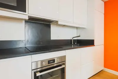 Cuisine ou kitchenette dans l'établissement Charming apartment- 1BR-2P- Sacre-Coeur