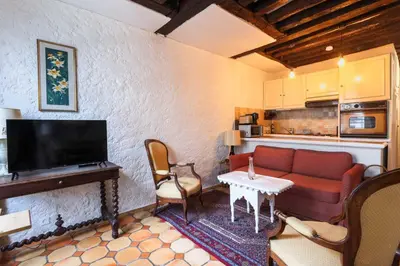 Cuisine ou kitchenette dans l'établissement New apartment - 1BR-2P- Le Marais