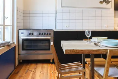 Cuisine ou kitchenette dans l'établissement Charming Duplex - 2BD-5P - Nation