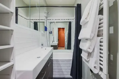 Salle de bains dans l'établissement Charming apartment - 2BR-6P - Petit-Montrouge