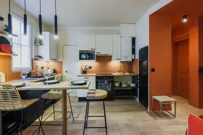 Cuisine ou kitchenette dans l'établissement Charming apartment - 2BR-6P - Petit-Montrouge