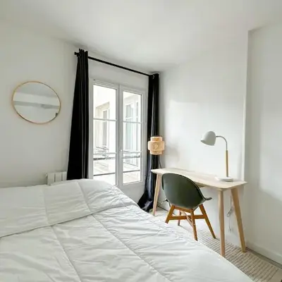 Charming 14m studio in Paris 17th arrondissement