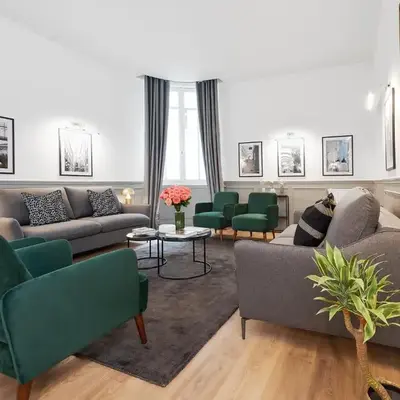 LivinParis - Luxury AC 4 Bedrooms Arc de Triomphe I