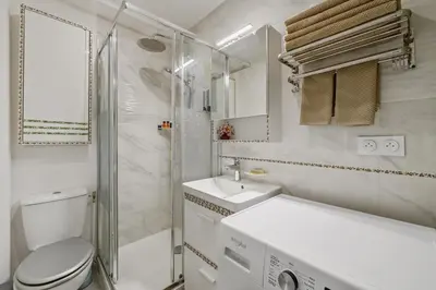 Salle de bains dans l'établissement Le Sainte Lucie - A 20 min de la Tour Eiffel