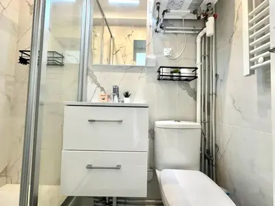 Salle de bains dans l'établissement 311 Suite Prost - Cosy Apartment Paris Center