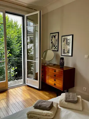 Plan de l'établissement Country house in Paris!